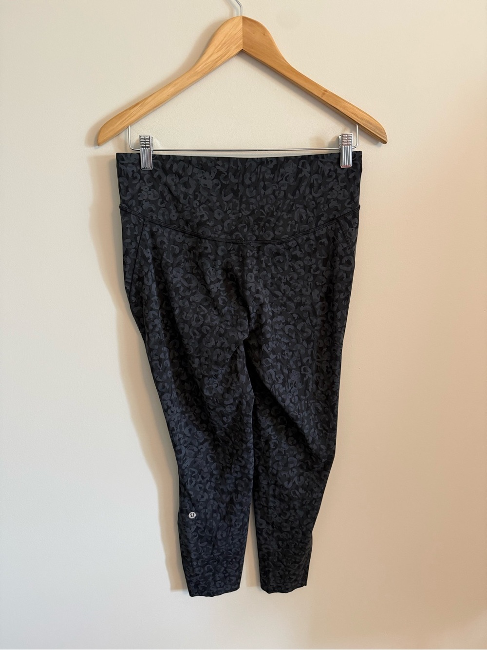 LULULEMON BASE PACE HIGH RISE CROP 23” - Picture 7 of 9